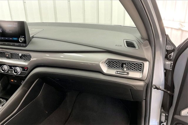 Used 2024 Acura Integra image 18