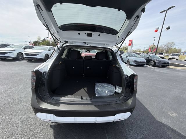 New 2026 Nissan Kicks SV w/ Cold Weather Package AWD/4WD image 22