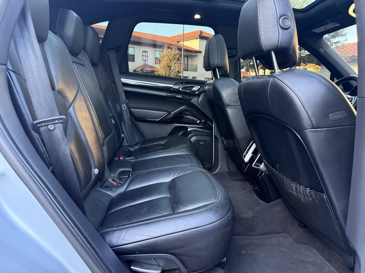 Used 2016 Porsche Cayenne S AWD/4WD image 55