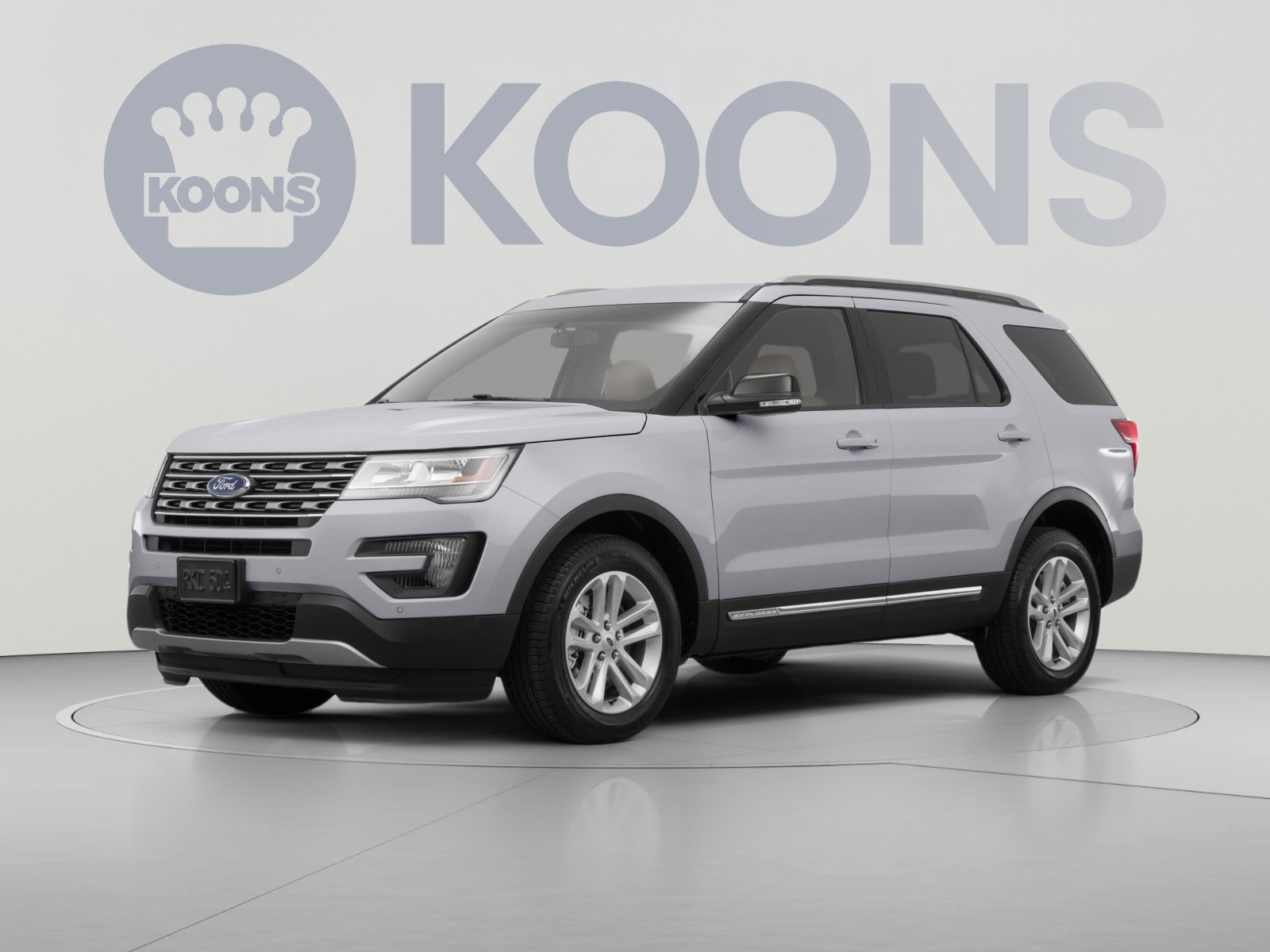 Used 2016 Ford Explorer XLT w/ Equipment Group 202A AWD/4WD image 1