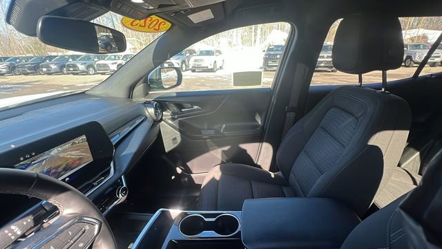 Used 2025 Chevrolet Equinox LT image 20