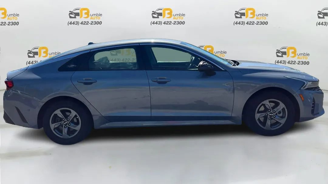 Used 2021 Kia K5 LXS image 4