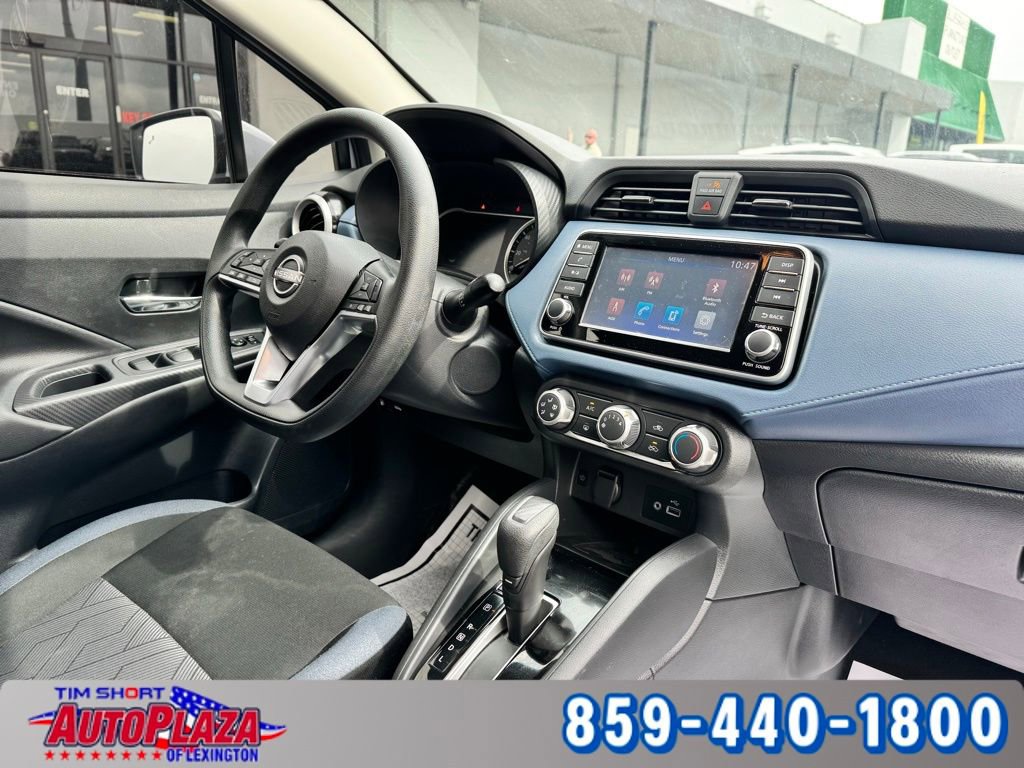 Used 2025 Nissan Versa SV FWD image 19