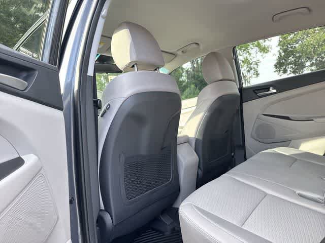 Used 2021 Hyundai Tucson SE w/ Cargo Package FWD image 16