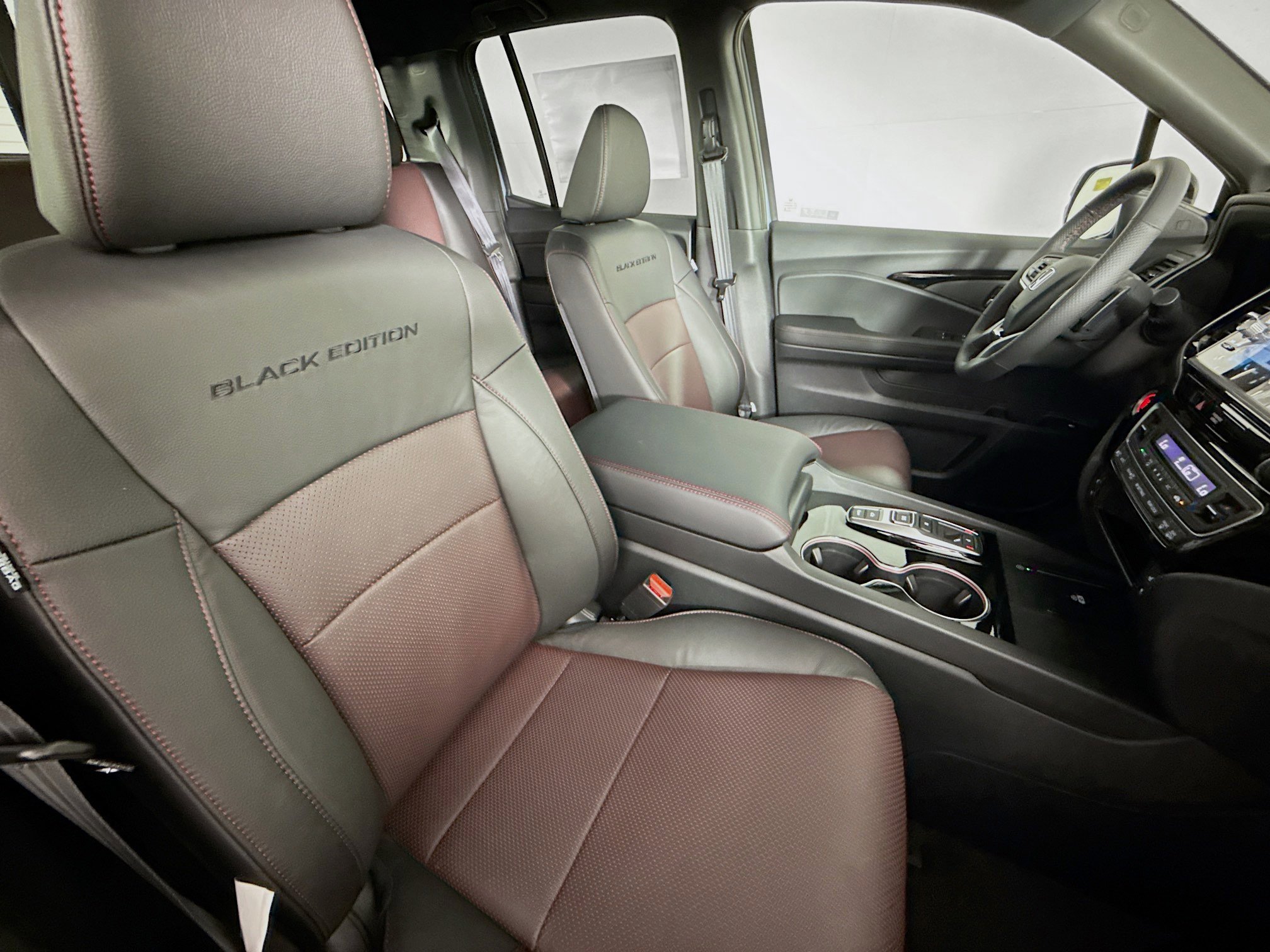 New 2026 Honda Ridgeline Black Edition image 37