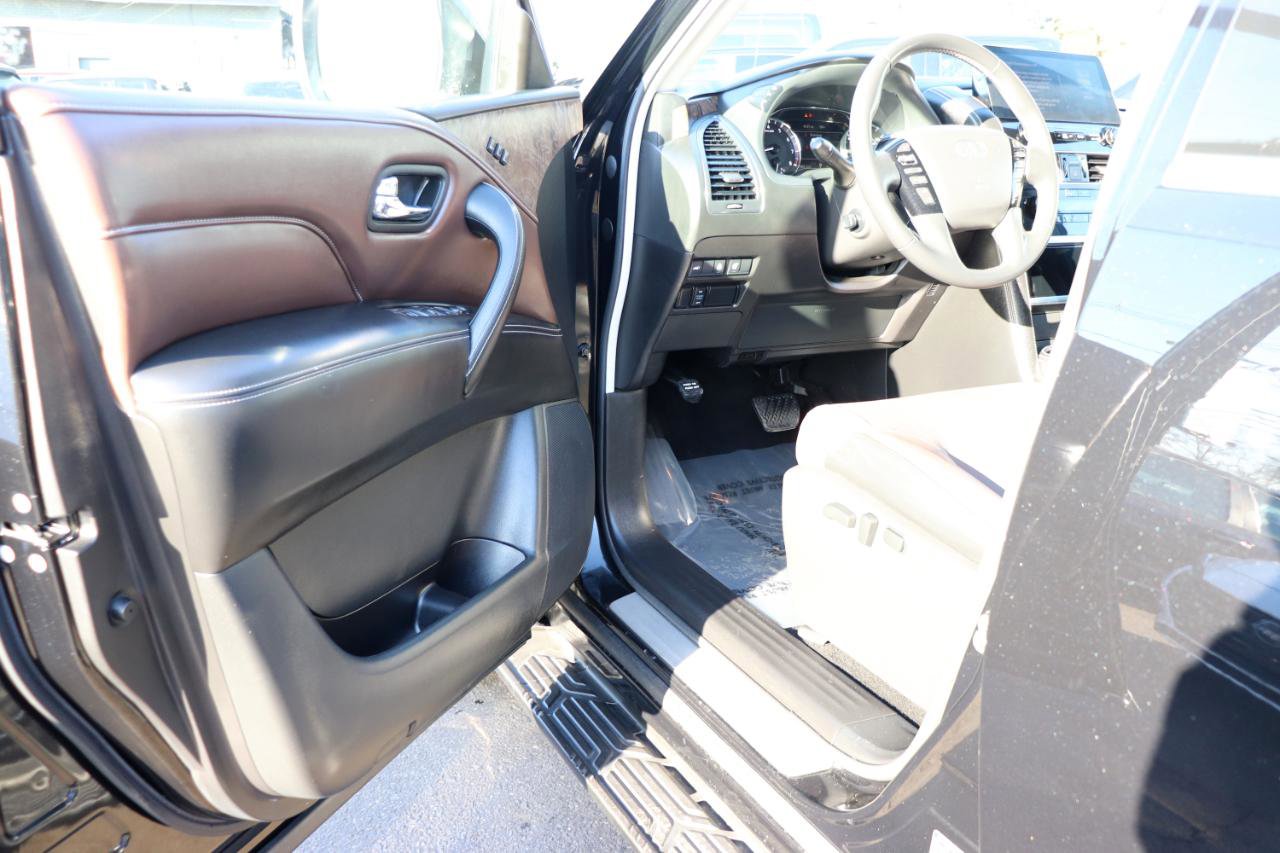 Used 2023 INFINITI QX80 Premium Select w/ Cargo Package image 10