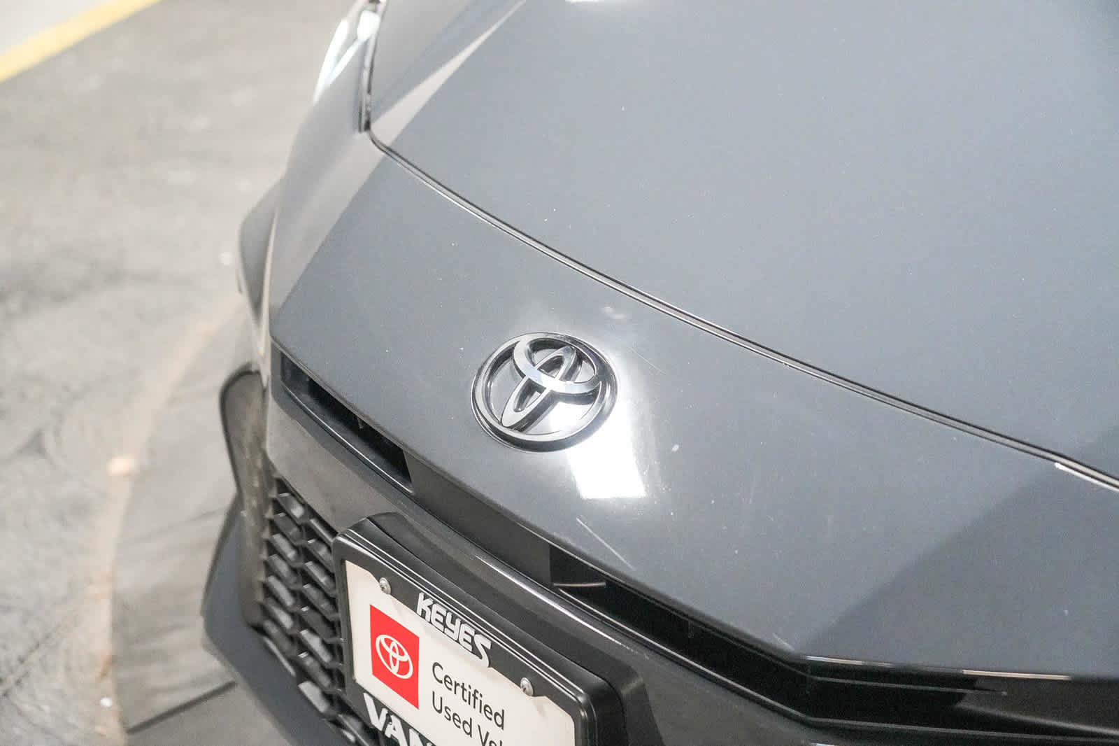 Used 2026 Toyota Camry SE w/ Convenience Package AWD/4WD image 3