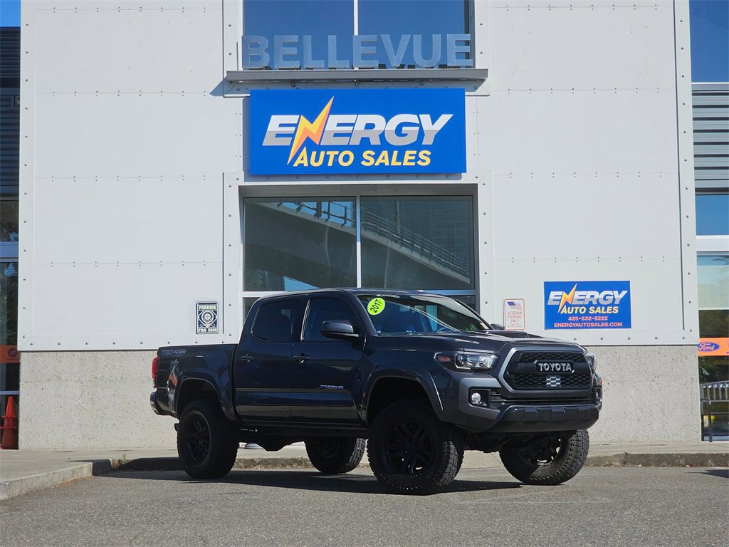Used 2017 Toyota Tacoma TRD Sport w/ Tow Package