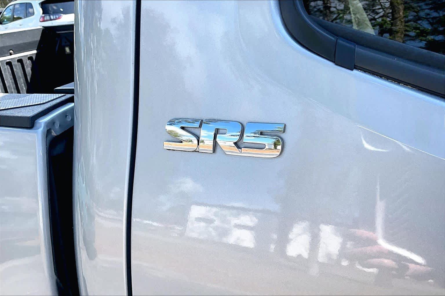 Used 2019 Toyota Tacoma SR5 image 10