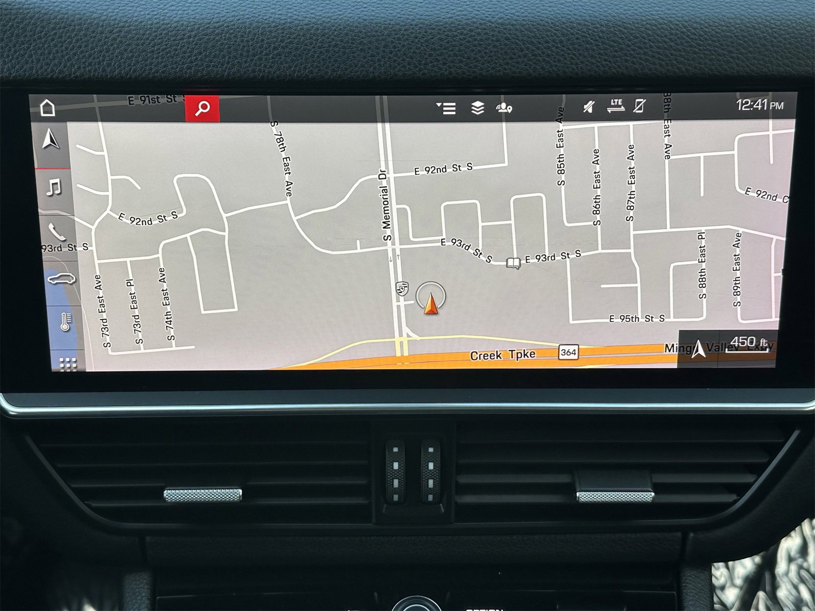 Used 2021 Porsche Cayenne S image 22