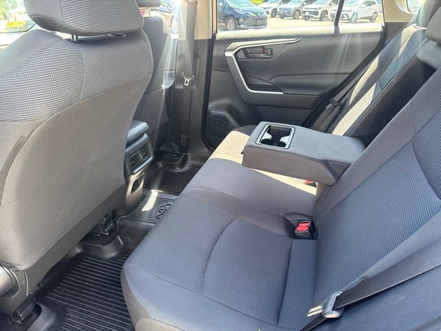 Used 2024 Toyota RAV4 LE AWD/4WD image 14