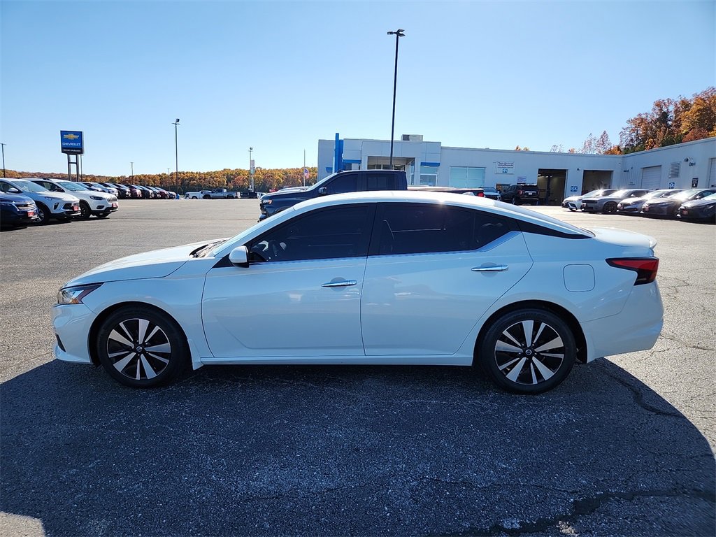 Used 2022 Nissan Altima 2.5 SV image 5