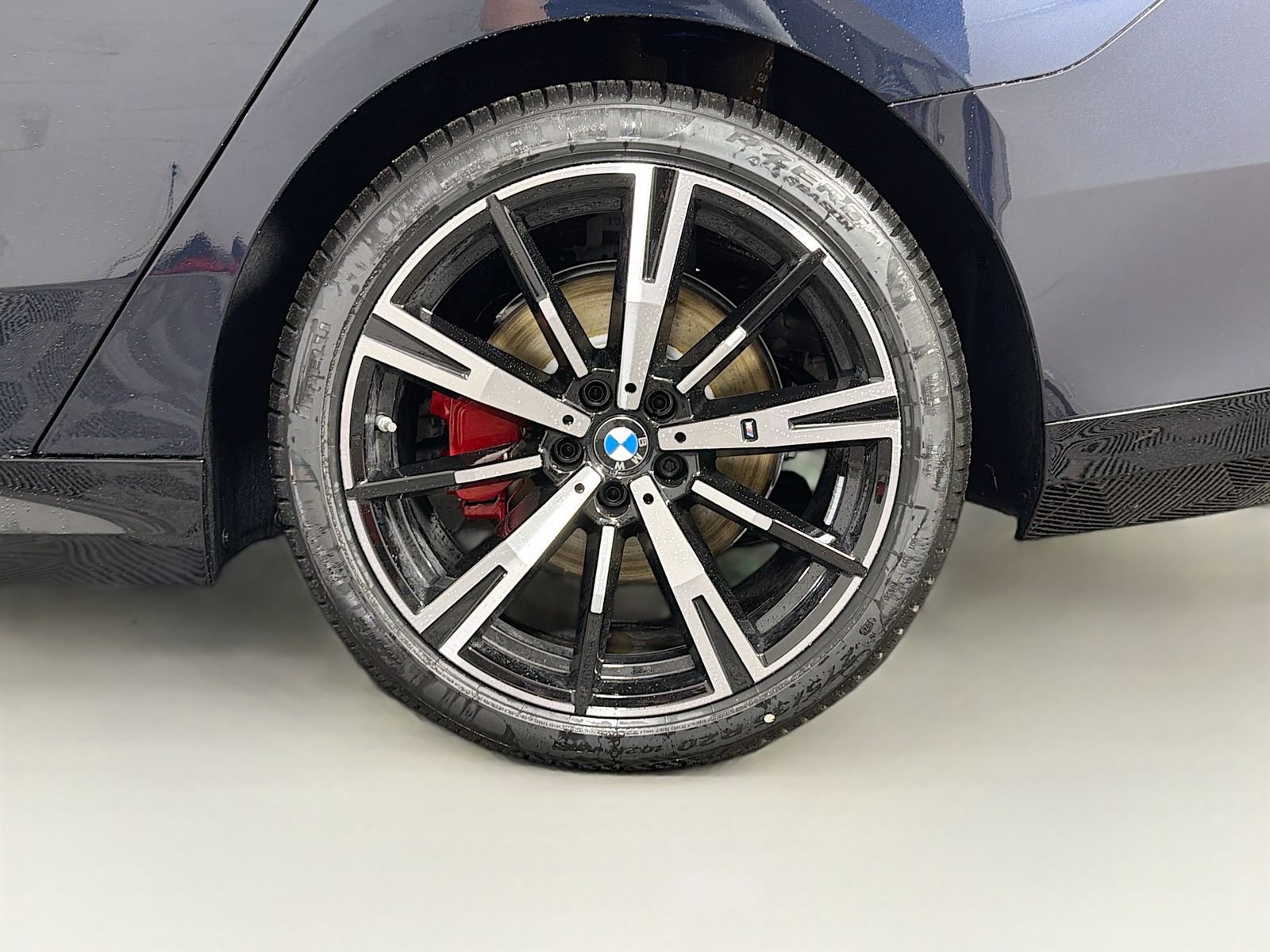 New 2026 BMW 530i xDrive w/ M Sport Package AWD/4WD image 34