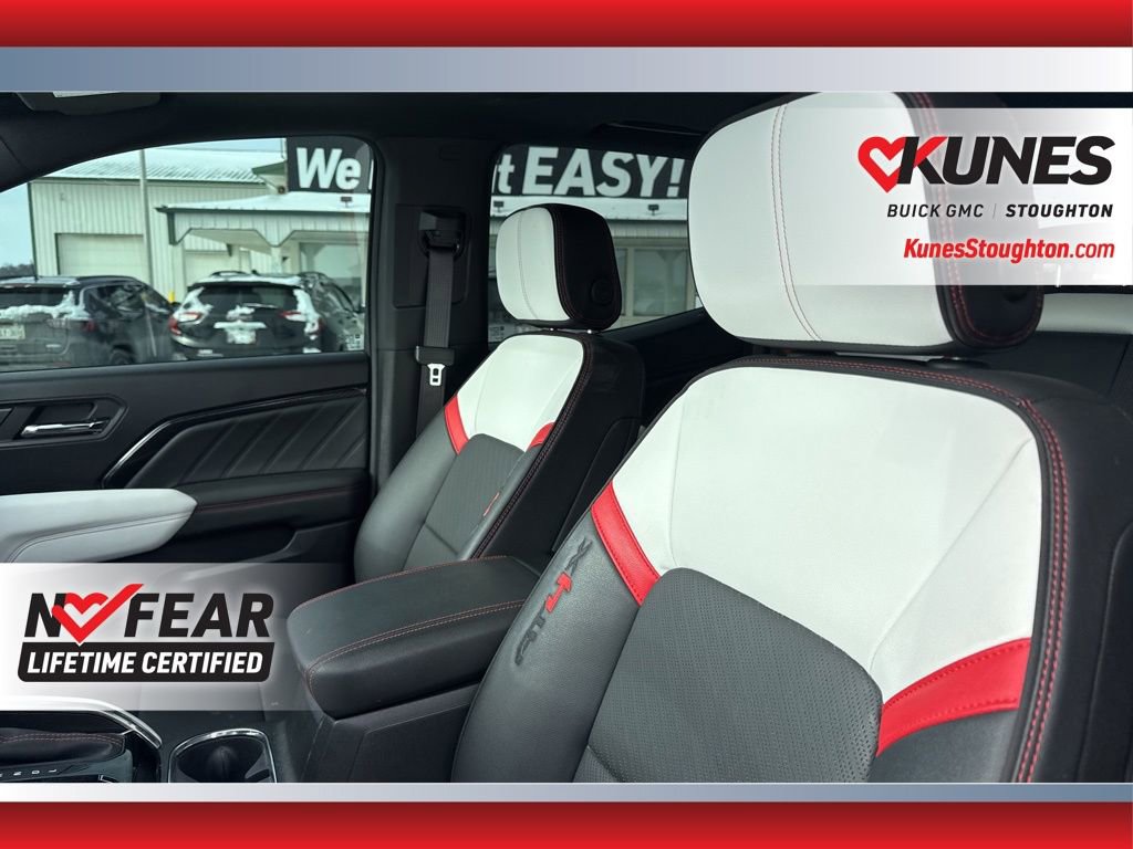 Used 2024 GMC Canyon AT4X image 21