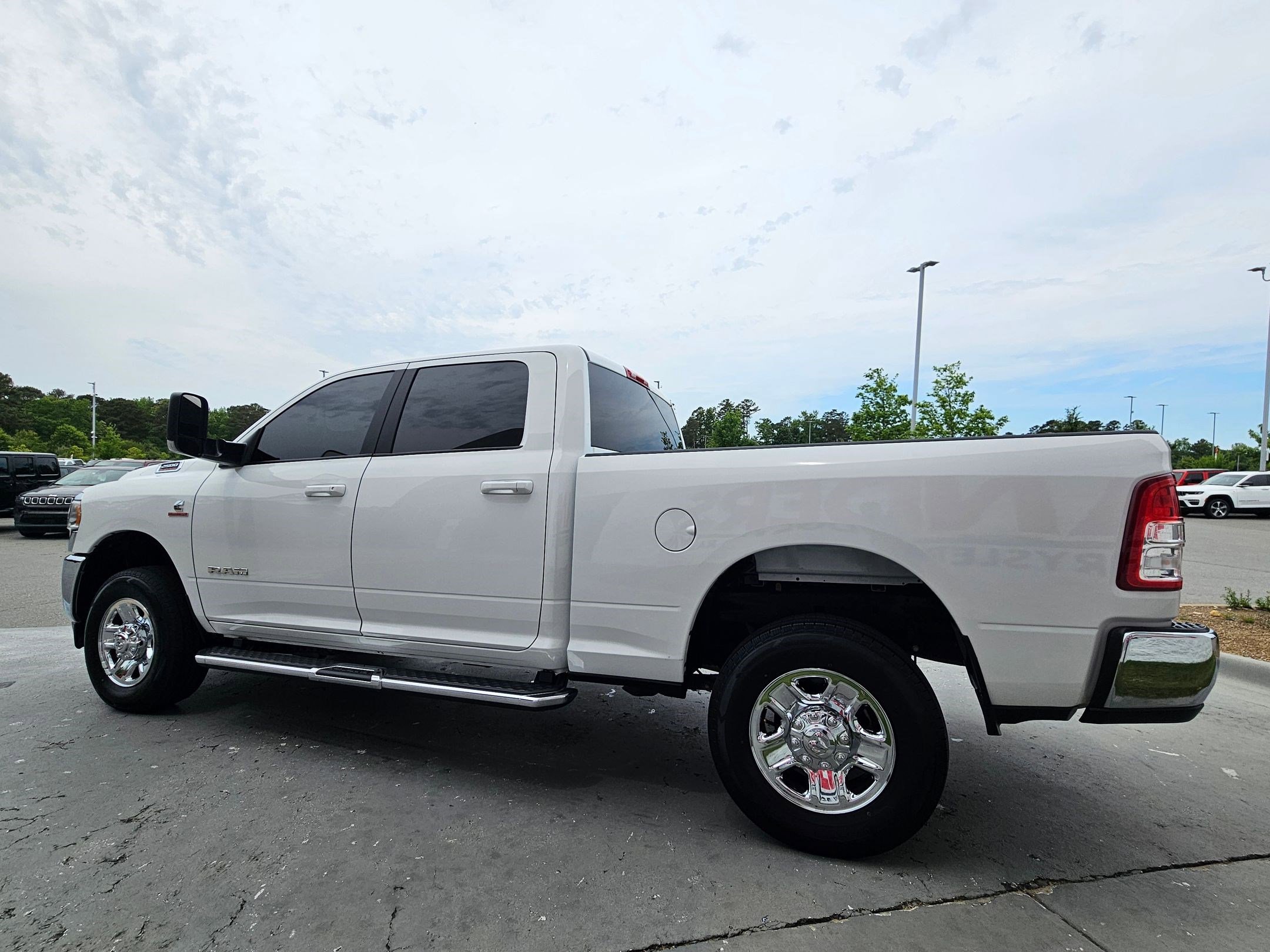 Used 2022 RAM 2500 Big Horn AWD/4WD image 5