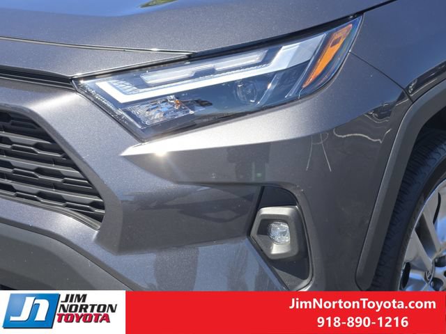 Used 2025 Toyota RAV4 XLE Premium FWD image 11