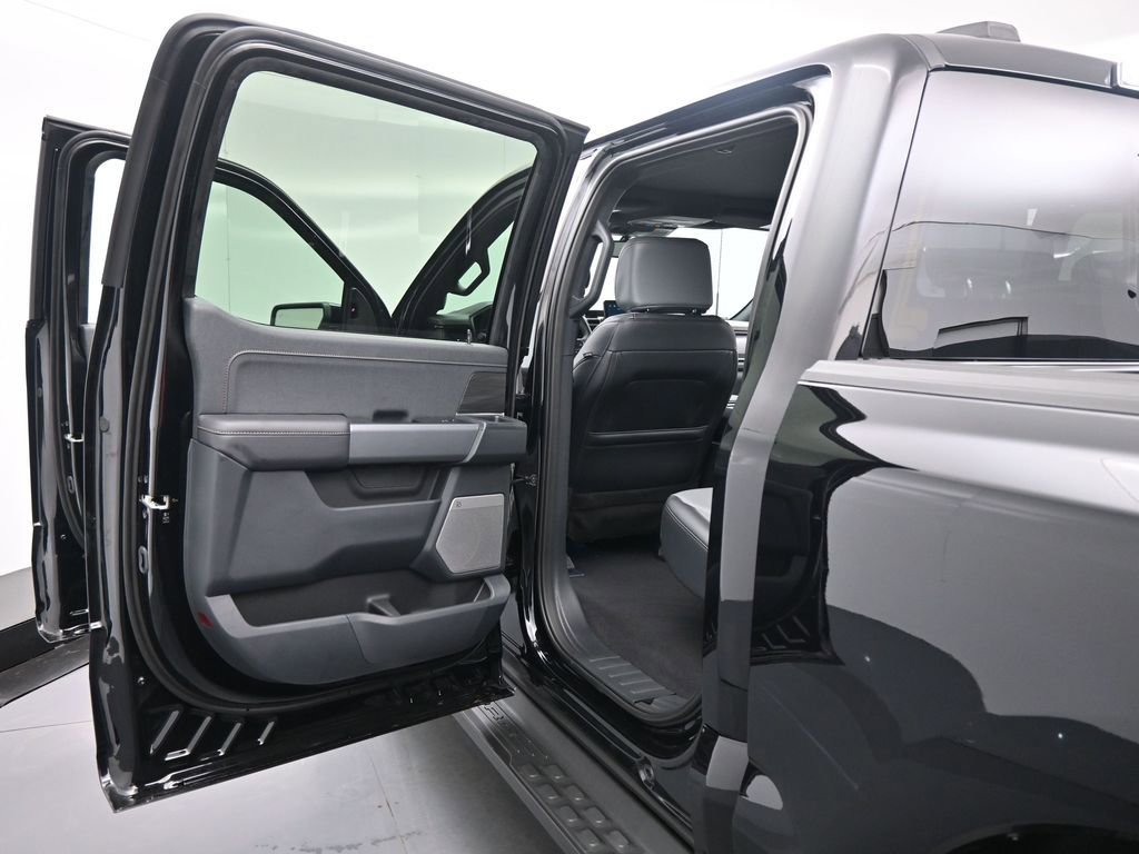 New 2025 Ford F150 Lightning Lariat image 20