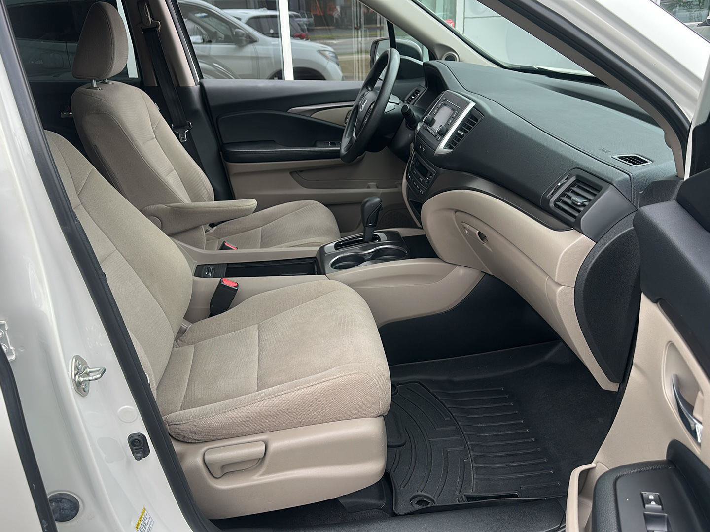 Used 2016 Honda Pilot LX image 9
