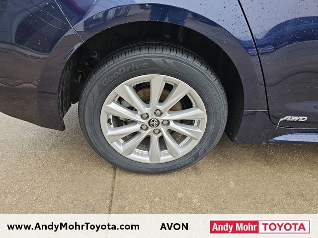 Used 2025 Toyota Corolla LE w/ LE Premium Package image 35