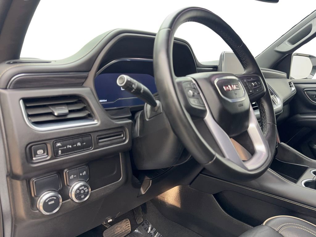 Used 2024 GMC Yukon SLT image 55