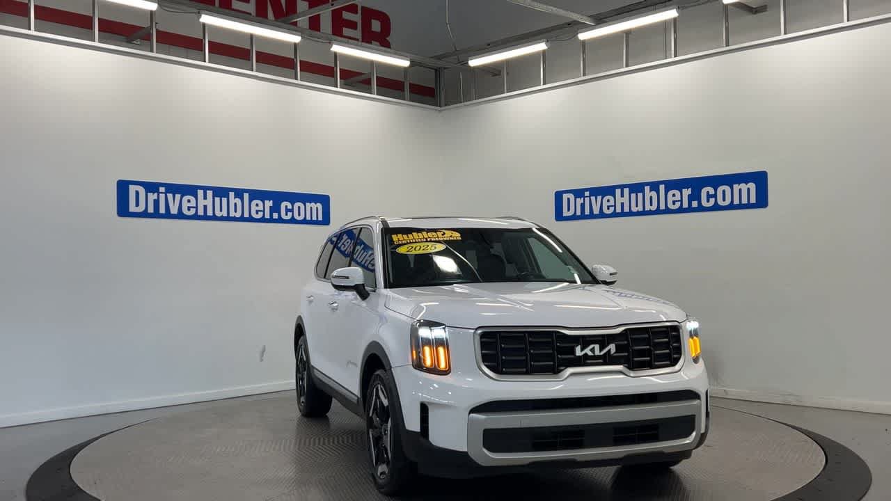 Used 2025 Kia Telluride S FWD image 5
