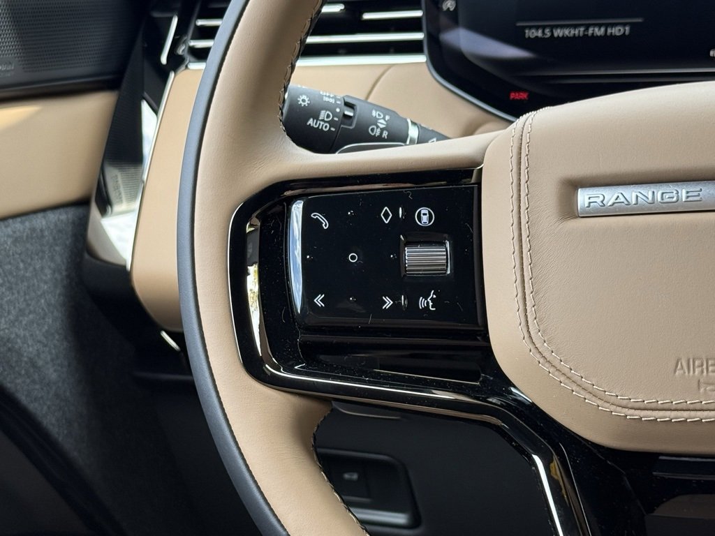 New 2025 Land Rover Range Rover Sport Dynamic SE image 19