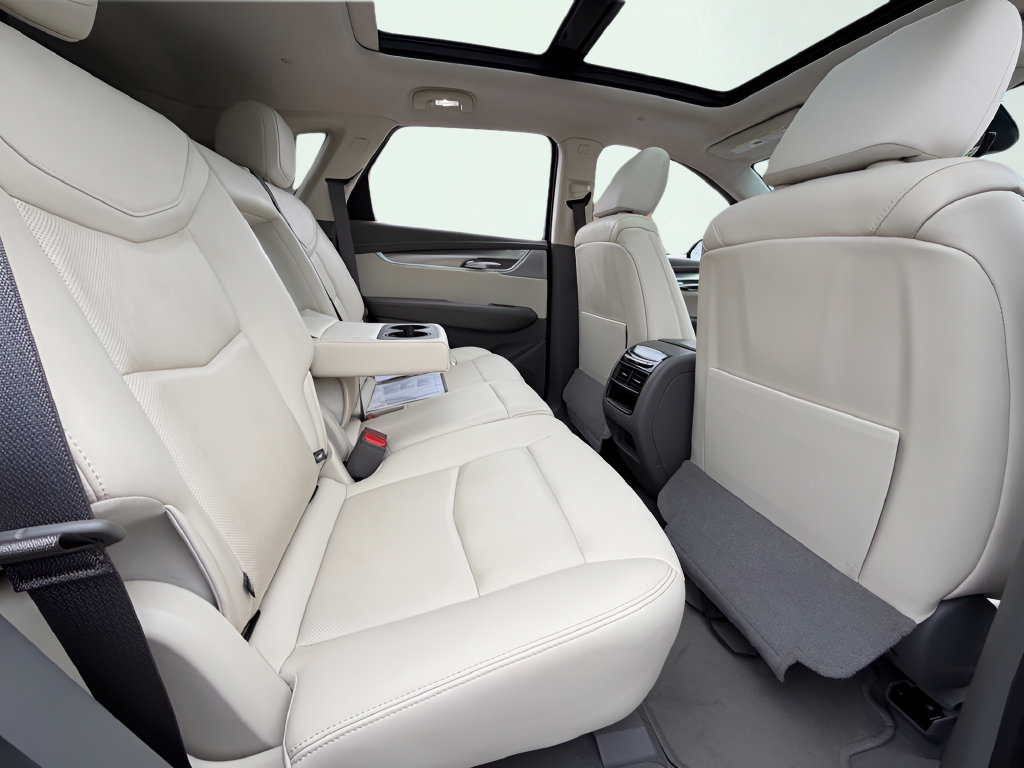Used 2021 Cadillac XT5 Premium Luxury FWD image 28