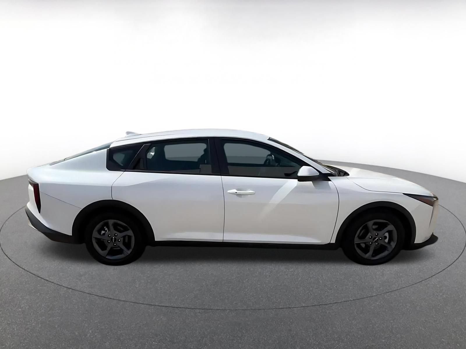 Used 2026 Kia K4 FWD image 15