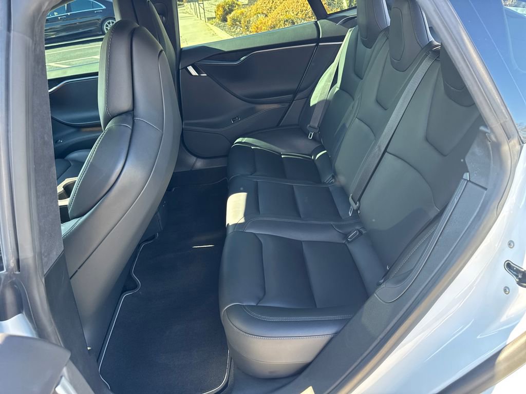 Used 2019 Tesla Model S Performance image 20