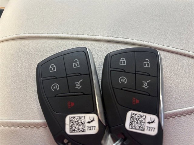 Used 2025 Buick Enclave Avenir w/ Super Cruise Package image 23