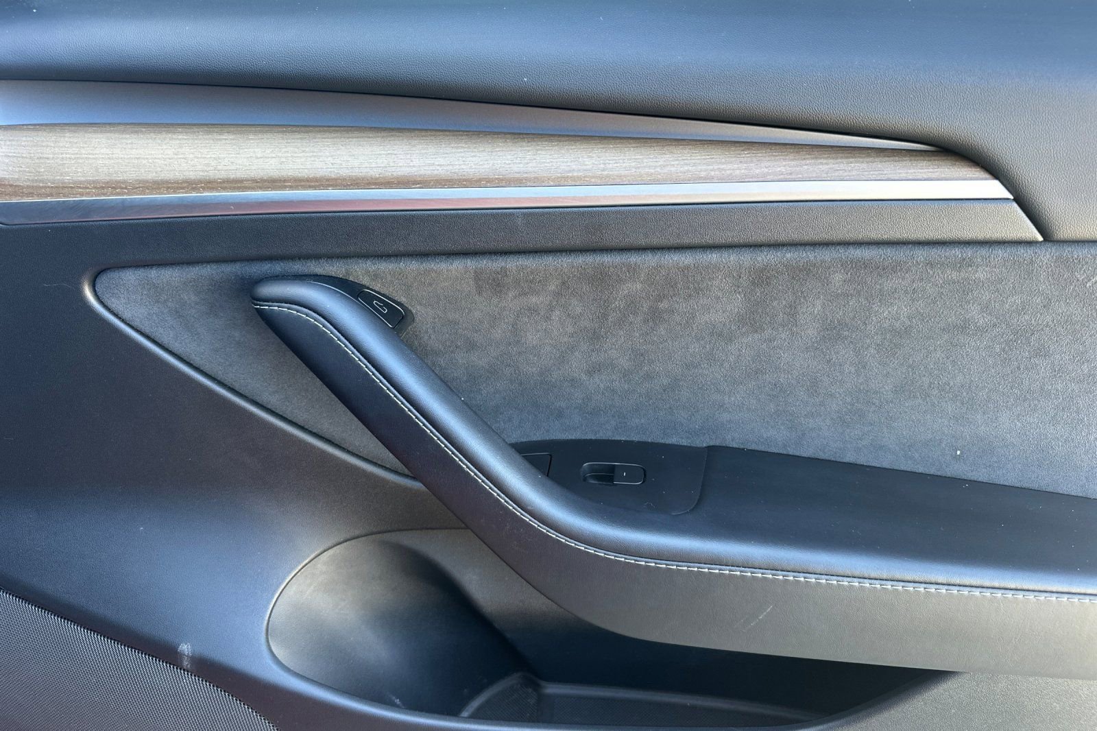 Used 2021 Tesla Model 3 Performance image 19