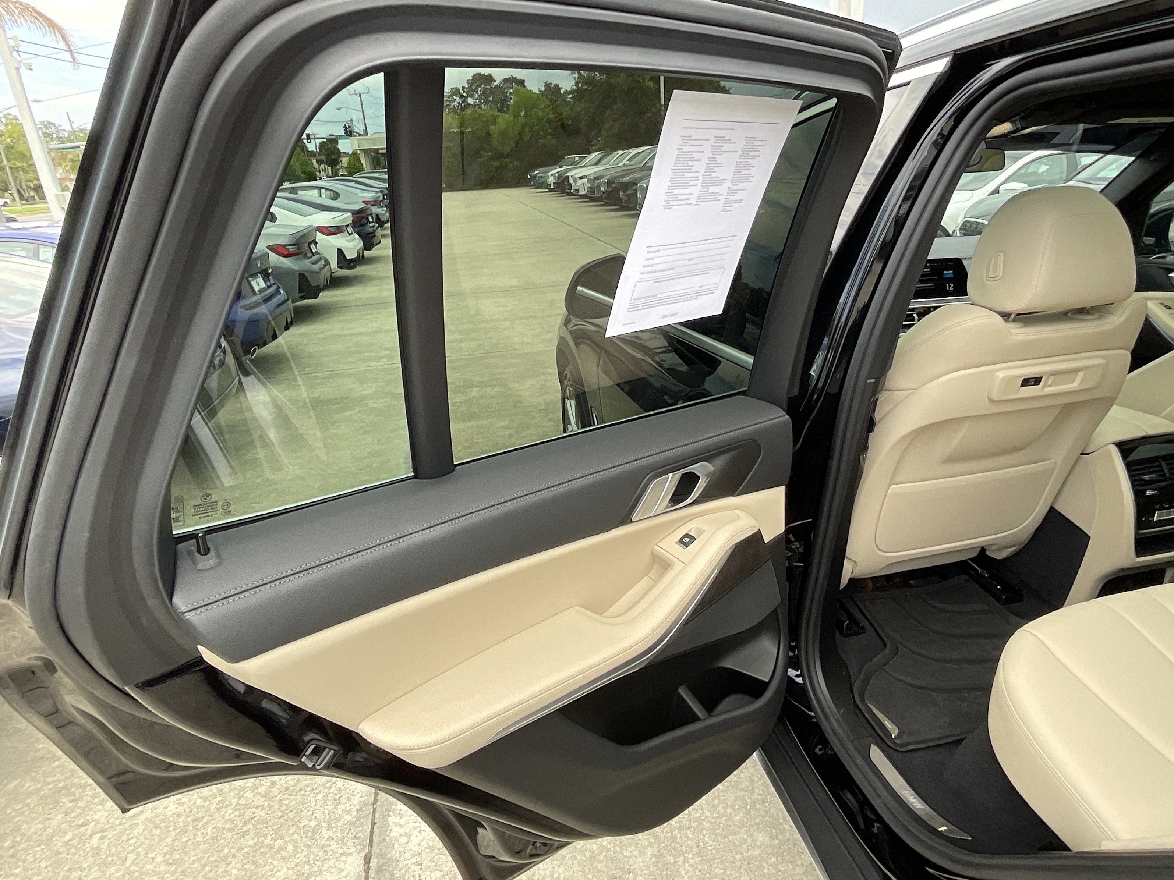 Used 2022 BMW X5 sDrive40i w/ Premium Package RWD image 22