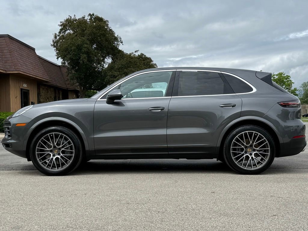Used 2021 Porsche Cayenne image 2