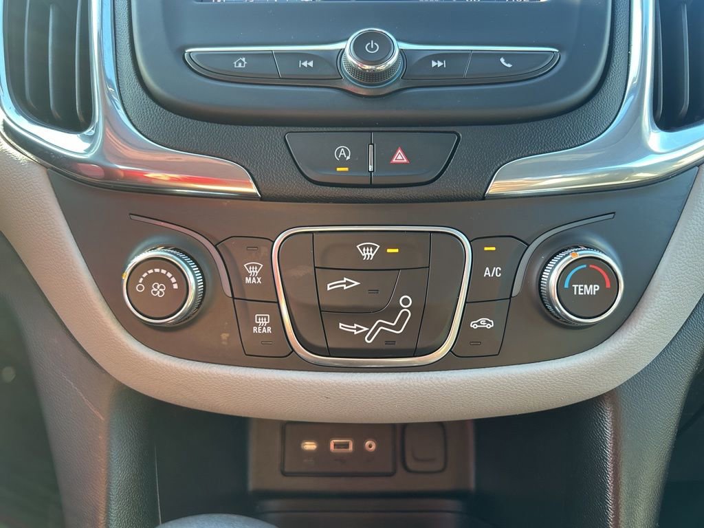 Used 2022 Chevrolet Equinox LS AWD/4WD image 31