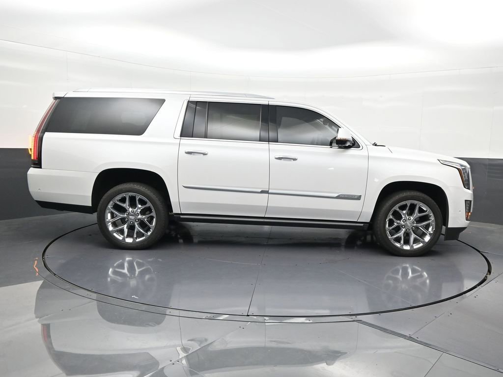 Used 2020 Cadillac Escalade ESV Premium Luxury RWD image 7