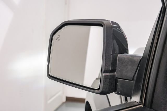 Used 2018 Ford F150 Raptor w/ Equipment Group 802A Luxury image 34