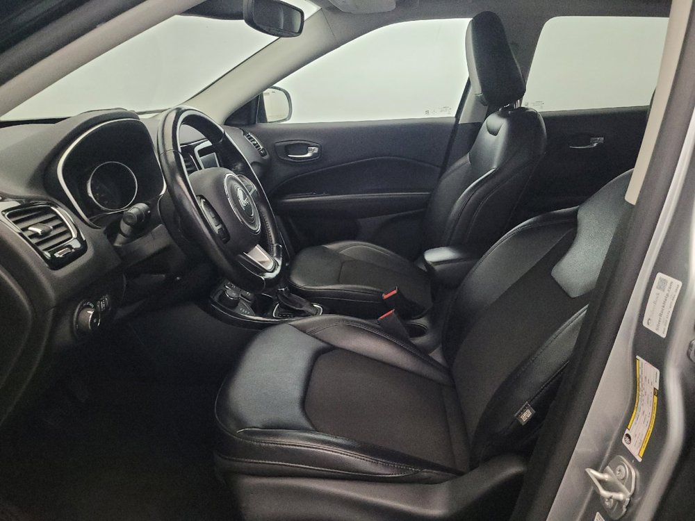 Used 2021 Jeep Compass Latitude w/ Sun and Sound Group AWD/4WD image 17