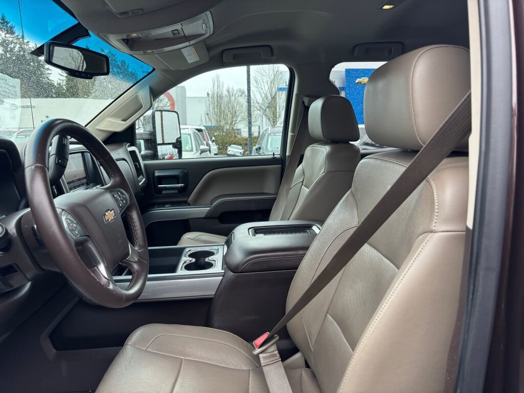 Used 2016 Chevrolet Silverado 3500 LTZ image 14