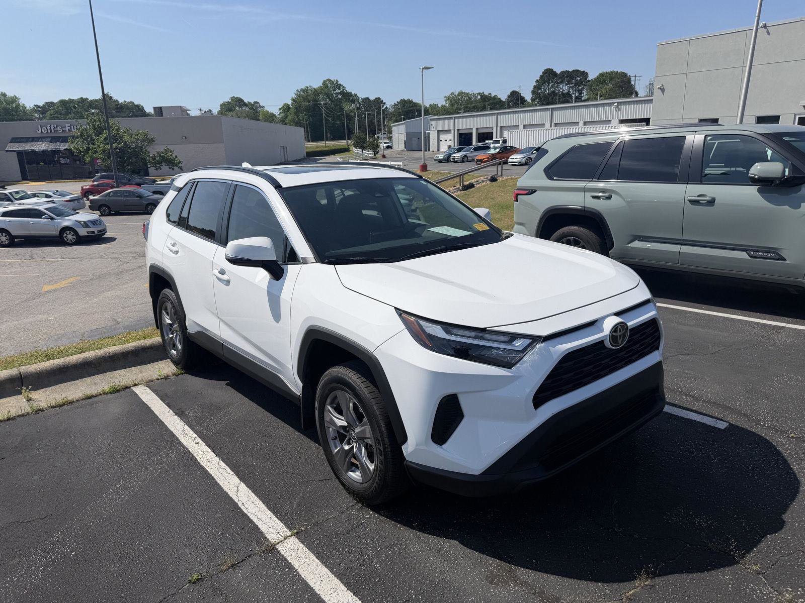 Used 2024 Toyota RAV4 XLE w/ Convenience Package image 16