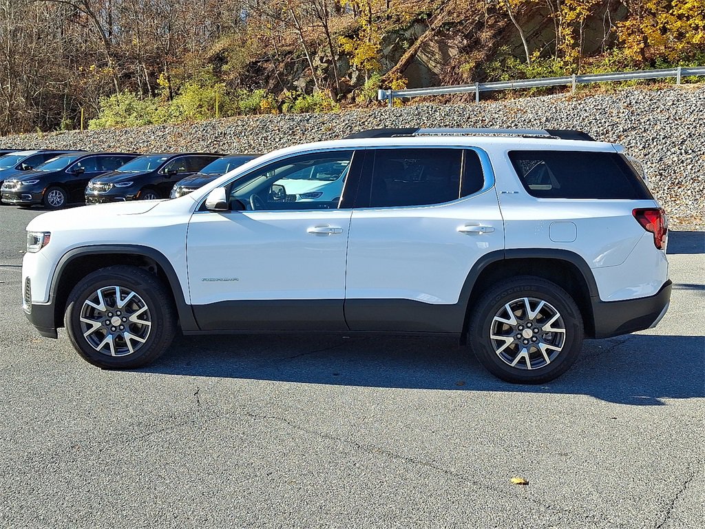 Used 2023 GMC Acadia SLE w/ Driver Convenience Package image 7