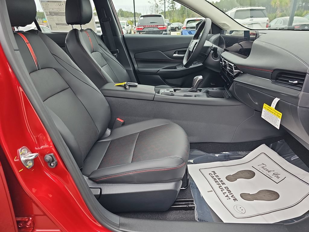 New 2026 Nissan Sentra SR w/ SR Premium Package FWD image 14