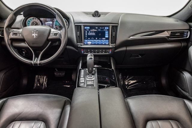 Certified 2022 Maserati Levante GT AWD/4WD image 27