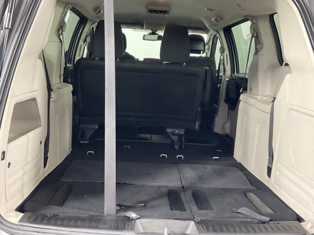 Used 2020 Dodge Grand Caravan SE w/ UConnect Hands-Free Group FWD image 22