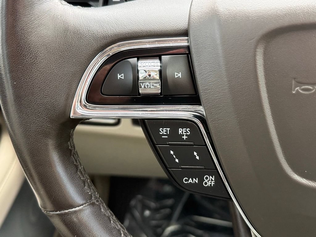 Used 2019 Lincoln Navigator Reserve AWD/4WD image 34