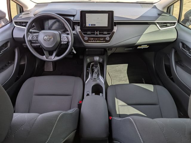 Used 2026 Toyota Corolla LE FWD image 11