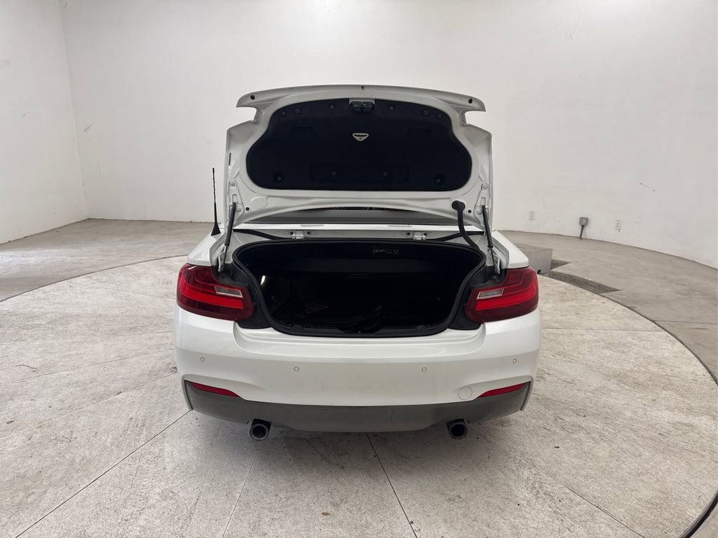 Used 2015 BMW M235i Convertible RWD image 23