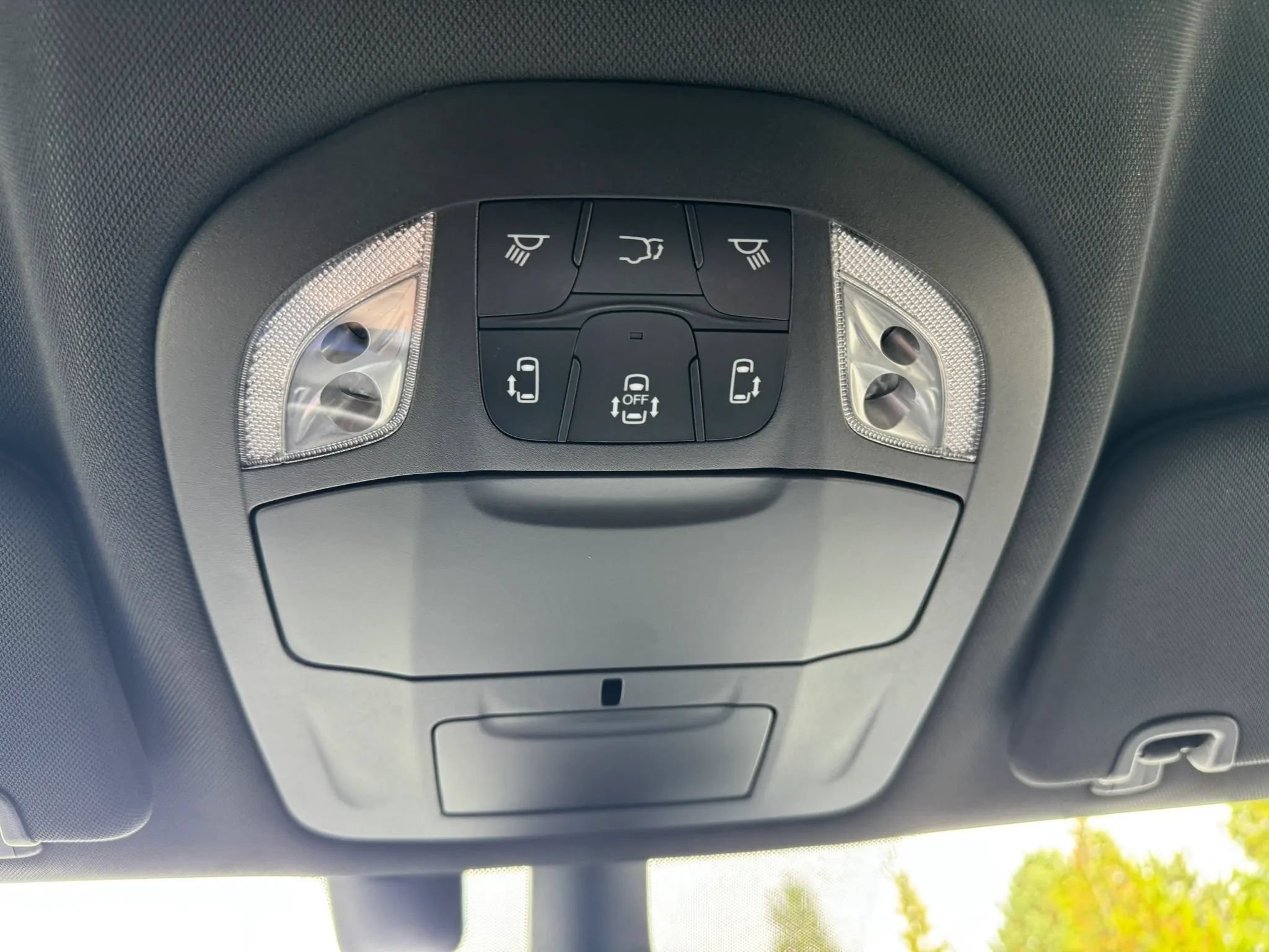 Used 2021 Chrysler Pacifica Touring-L w/ S Appearance Package FWD image 42