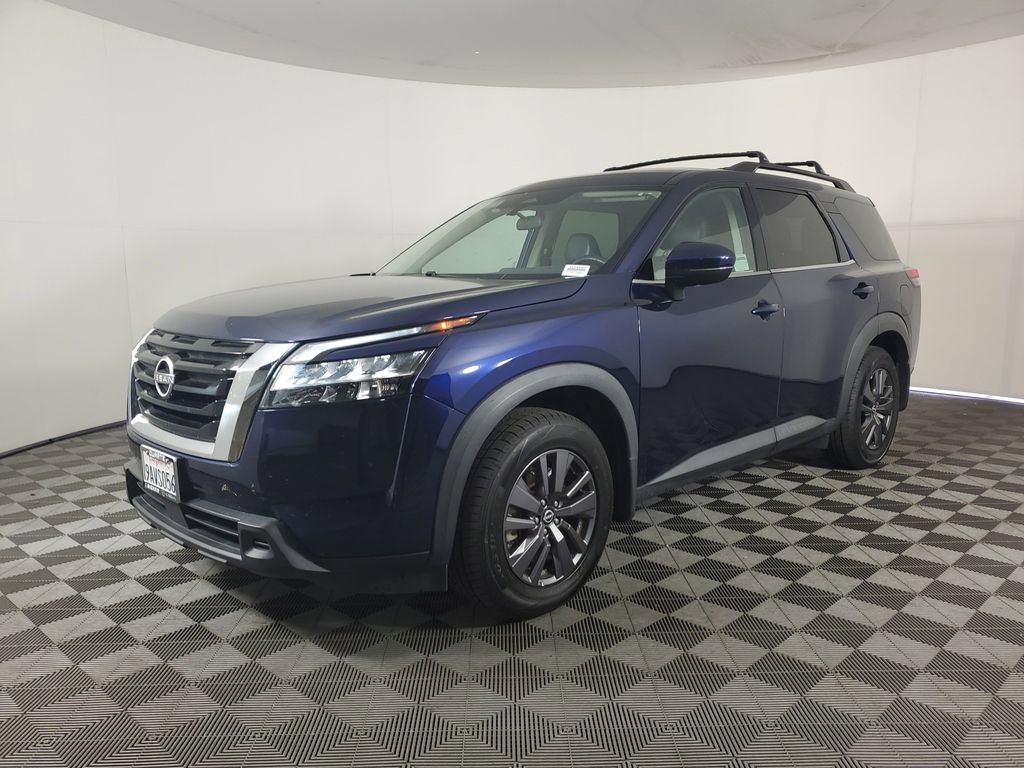 Used 2022 Nissan Pathfinder SV image 8
