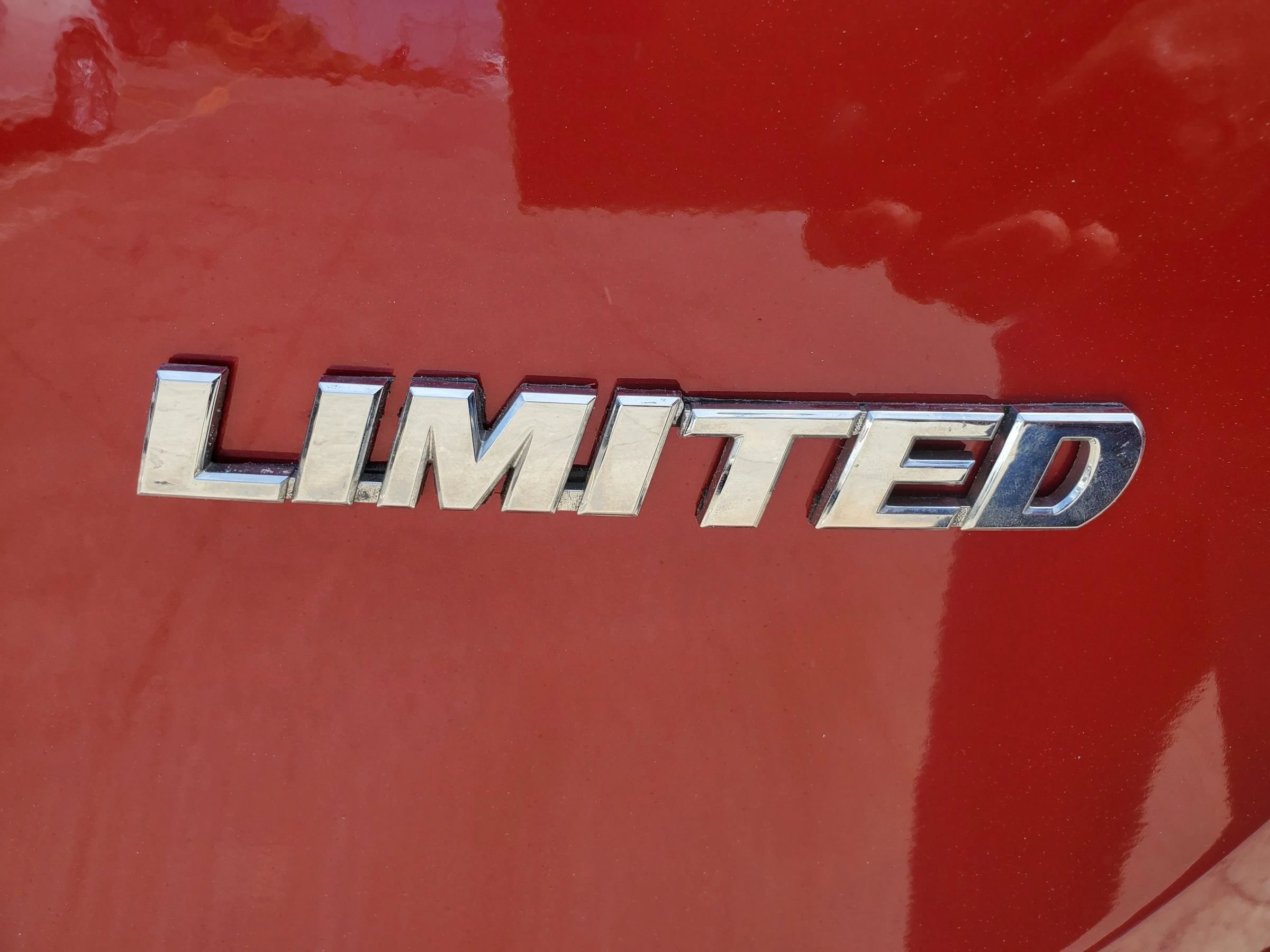Used 2015 Toyota RAV4 Limited w/ Technology Package FWD image 13