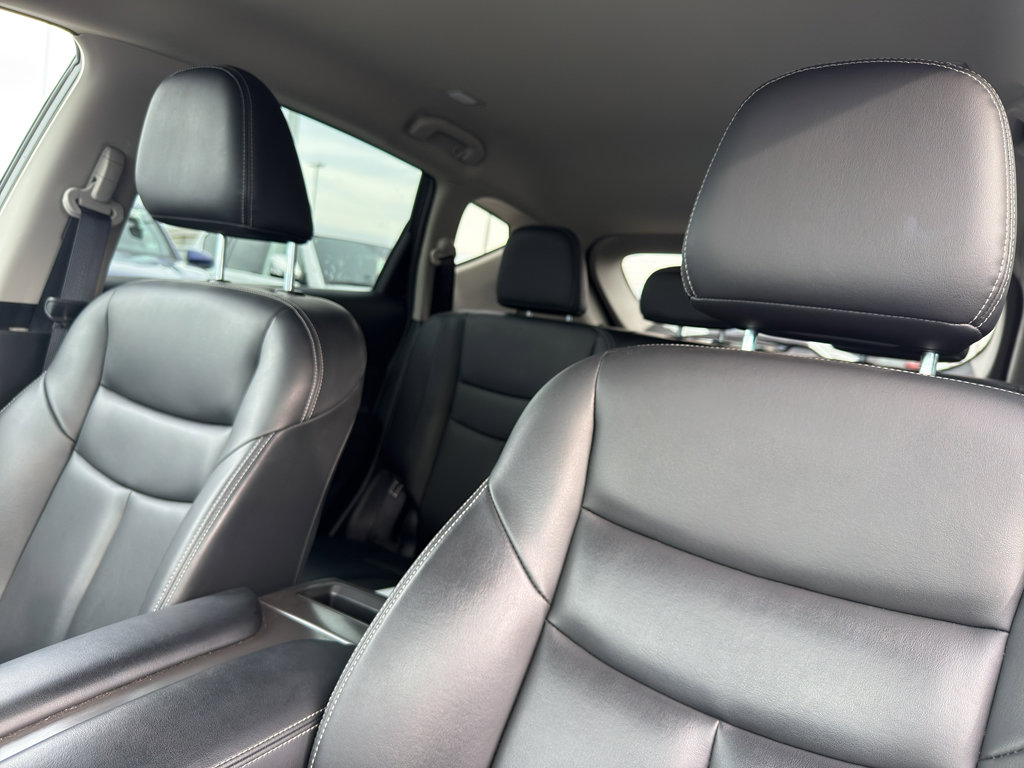 Certified 2024 Nissan Murano SV w/ SV Midnight Edition Package image 27